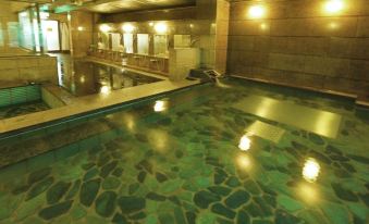 Hotel Route-Inn Minokamo - Housity
