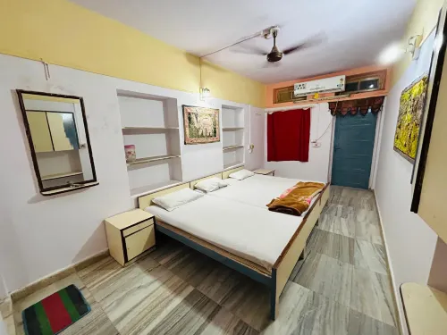 Berozgar Hostel - Apartments