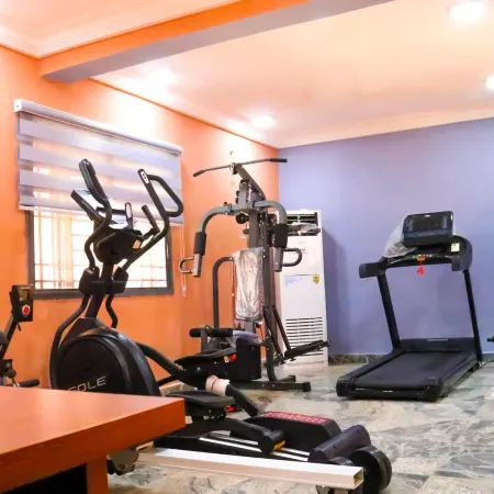 Madaki's Executive Suites