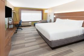 Holiday Inn Express & Suites STERLING HEIGHTS-DETROIT AREA by IHG