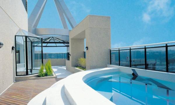 Estanplaza International