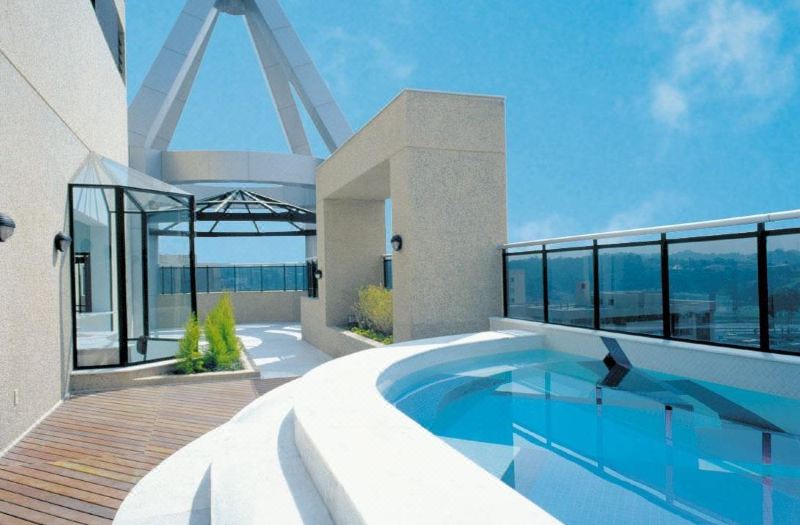 Estanplaza International