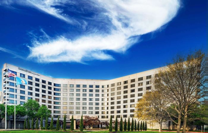 DoubleTree by Hilton Tulsa - Warren Place