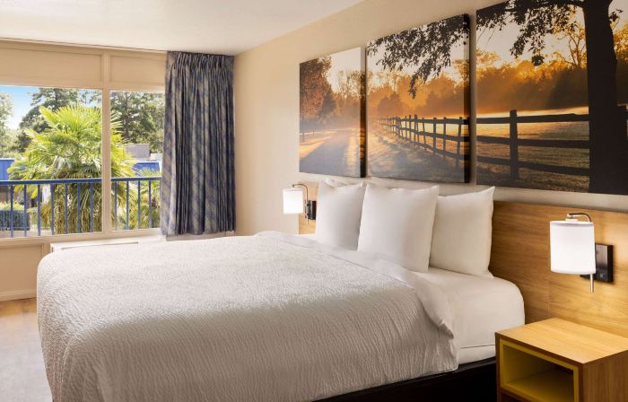 Days Inn by Wyndham McComb MS