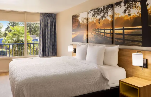 麥庫姆戴斯酒店