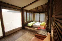 Villa Cetok Hotel di Nagreg