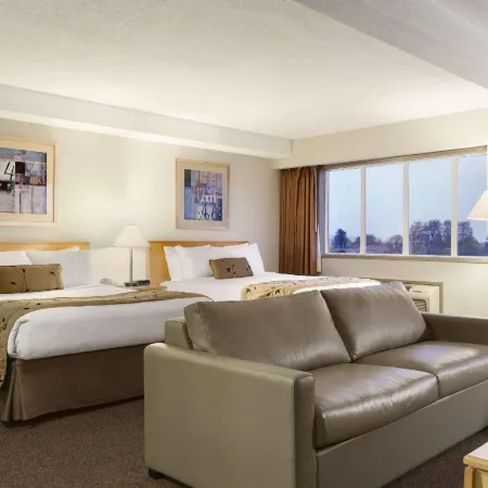 Days Inn by Wyndham Victoria Airport Sidney