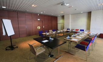 3. Novotel ..