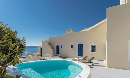 Astraea House - Housity