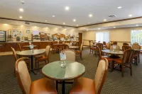 Holiday Inn Express ROCHESTER NE - IRONDEQUOIT by IHG Hotels in Webster