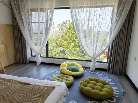 Zhongxiang has been to the B&B Отели рядом с достопримечательностью «Xianling Mausoleum»