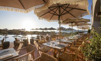 Mangia's Santa Teresa Sardinia, Curio Collection by Hilton