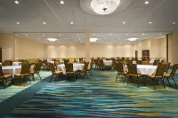 SpringHill Suites Lawrence Downtown