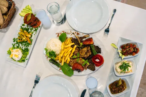 Buyuk Saruhan Hotel Mahlzeiten Photos