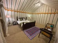 Venture Desert Camp