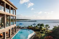 Beautiful 3 Story 8,000 Sq Ft Oceanside Mansion - Pools