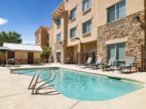 페어필드 인 앤드 스위트 바이 메리어트 로스웰 로즈웰 호텔