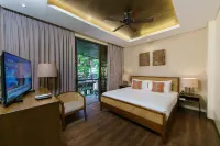 Balai Adlao Hotels near Domes & Dreams Lio