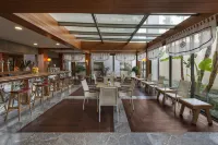 Hilton Dalaman Sarigerme Resort & Golf - bar