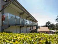 Kyriad Lyon Sud - Sainte Foy Hotels near Confluence