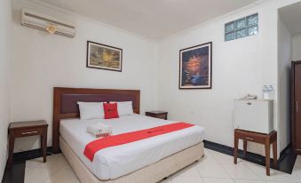 RedDoorz Plus at Buah Batu