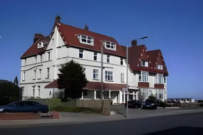 Marine Lodge