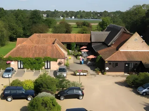 Ivy House Country Hotel - Pysäköinti