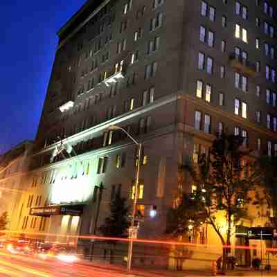 Revival Baltimore Hotel Exterior