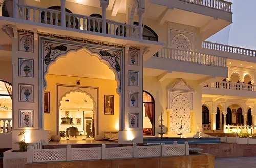 Talai Bagh Palace Hotel di Amer