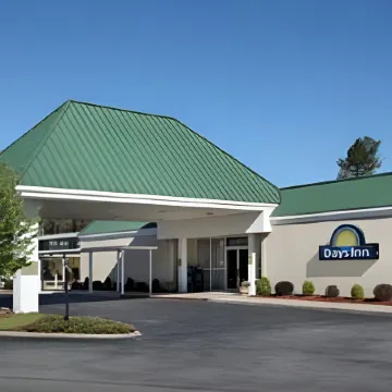 Days Inn by Wyndham Goldsboro