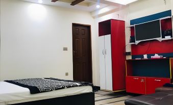 Hotel Second Home