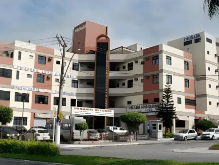 Lord Hotel Camburi Отели в г. Витория