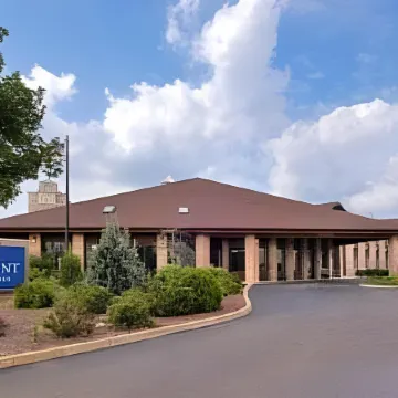 Baymont by Wyndham Battle Creek Downtown
