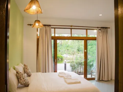 Ruean Thai Nai Bang by Pansak Resort