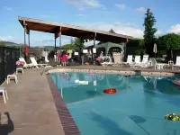 Mountain View Lodge - Uima-altaat