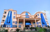 Hotel Jasmin Palace 유트칼 구라바 마두수단 공원 주변 호텔