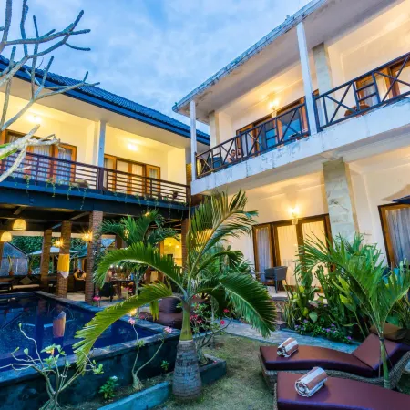 Nyuh Gading Home Stay Отели рядом с достопримечательностью «Остров Нуса-Пенида»
