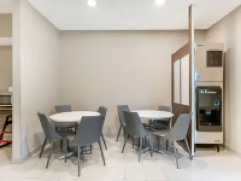 Microtel Inn & Suites by Wyndham Brooksville Hotels in Hernando County