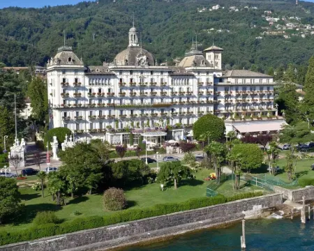 德斯伊利斯波若梅斯大酒店 韋巴諾-庫西奧-奧索拉酒店