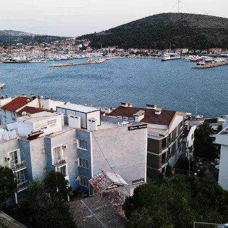 Minerva Port Hotel