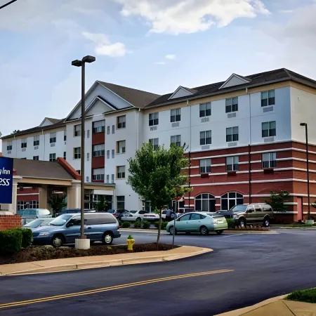 Holiday Inn Express LA PLATA by IHG