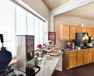 University Inn & Suites