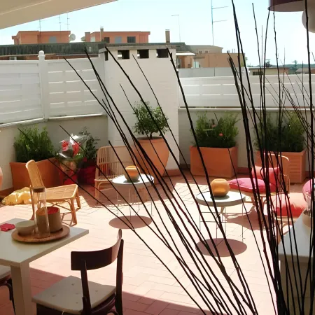 City Guest House Отели рядом с достопримечательностью «Станция метро Subaugusta»