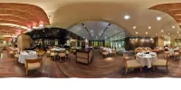 Trident, Nariman Point, Mumbai - breakfast