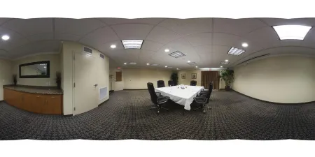 Candlewood Suites Kenosha Отели рядом с достопримечательностью «Парк Симмонс Айленд»