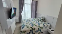 Treepark City Apartment by Winshome
