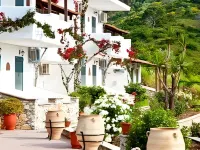 Petra Nera Skiathos, Philian Hotels & Resorts Hotels in Kolios