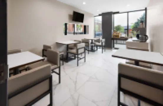 Days Inn by Wyndham Staten Island