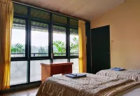 Hotel Grand Astoeti Hotels near Puncak