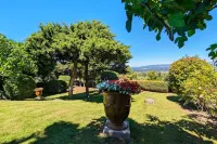 Le Clos du Buis Hôtels à proximité de : L'enclos Des Bories